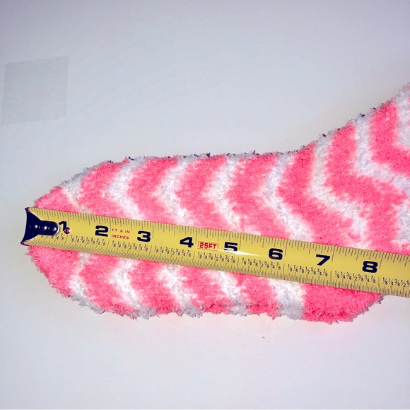 3/$15 NEW Fuzzy Soft Crew Socks Wave Pattern 1 PAIR Women’s - Picture 5 of 14